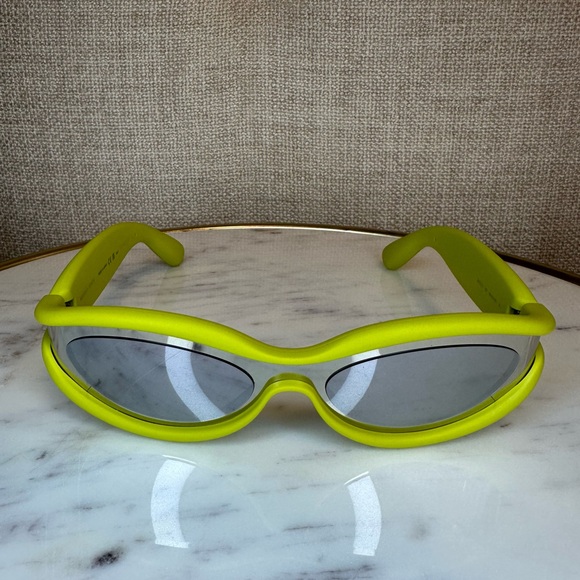 New! Authentic BOTTEGA VENETA Green mirror Sunglasses. - Picture 7 of 13